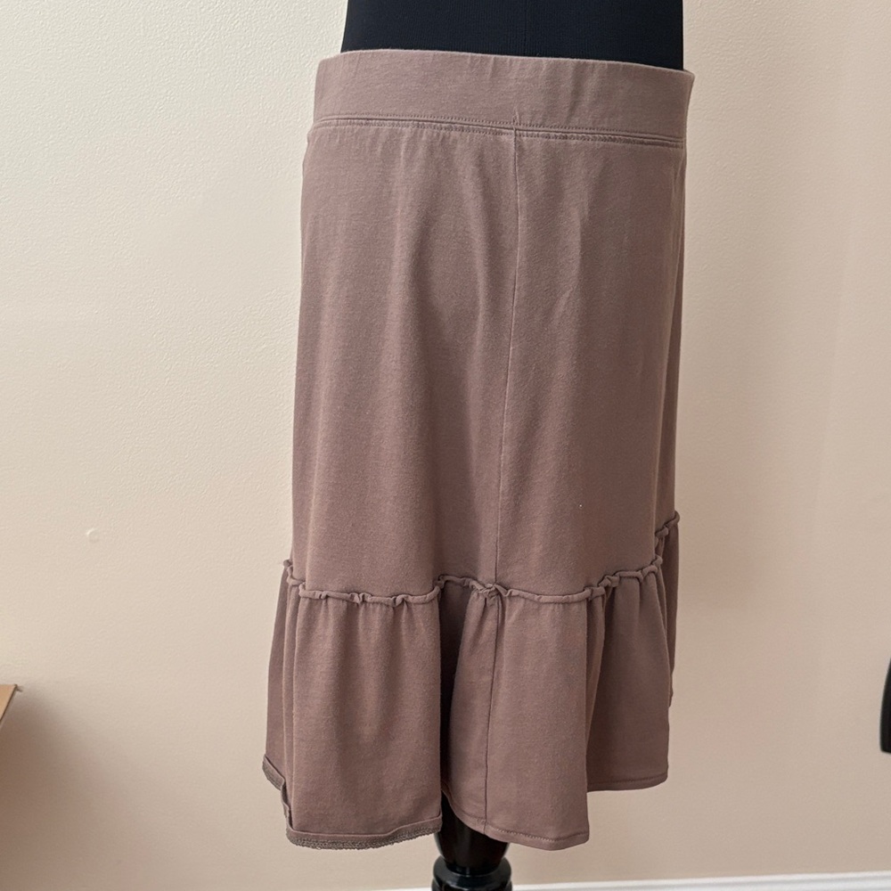 ❤️3/$15❤️ Ann Taylor Brown Mini Skirt - Picture 2 of 8